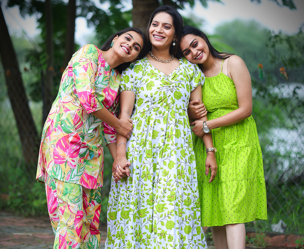 YOUR ULTIMATE STYLE GUIDE FOR SPRING/SUMMER 2025